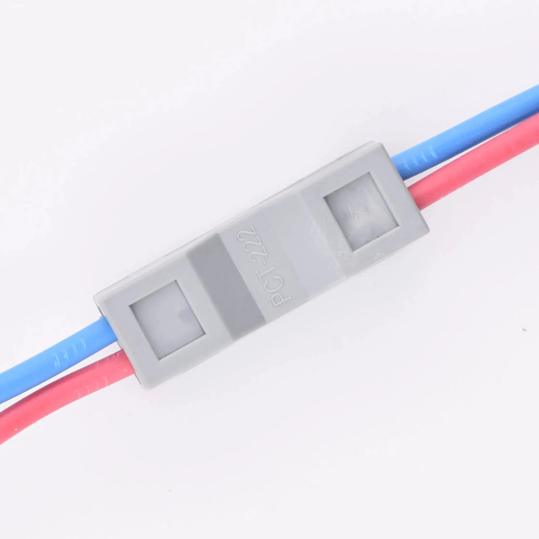 Borne a levier - 2 circuits-4 contacts - 32A - PCT-222- vue de dessous avec cables