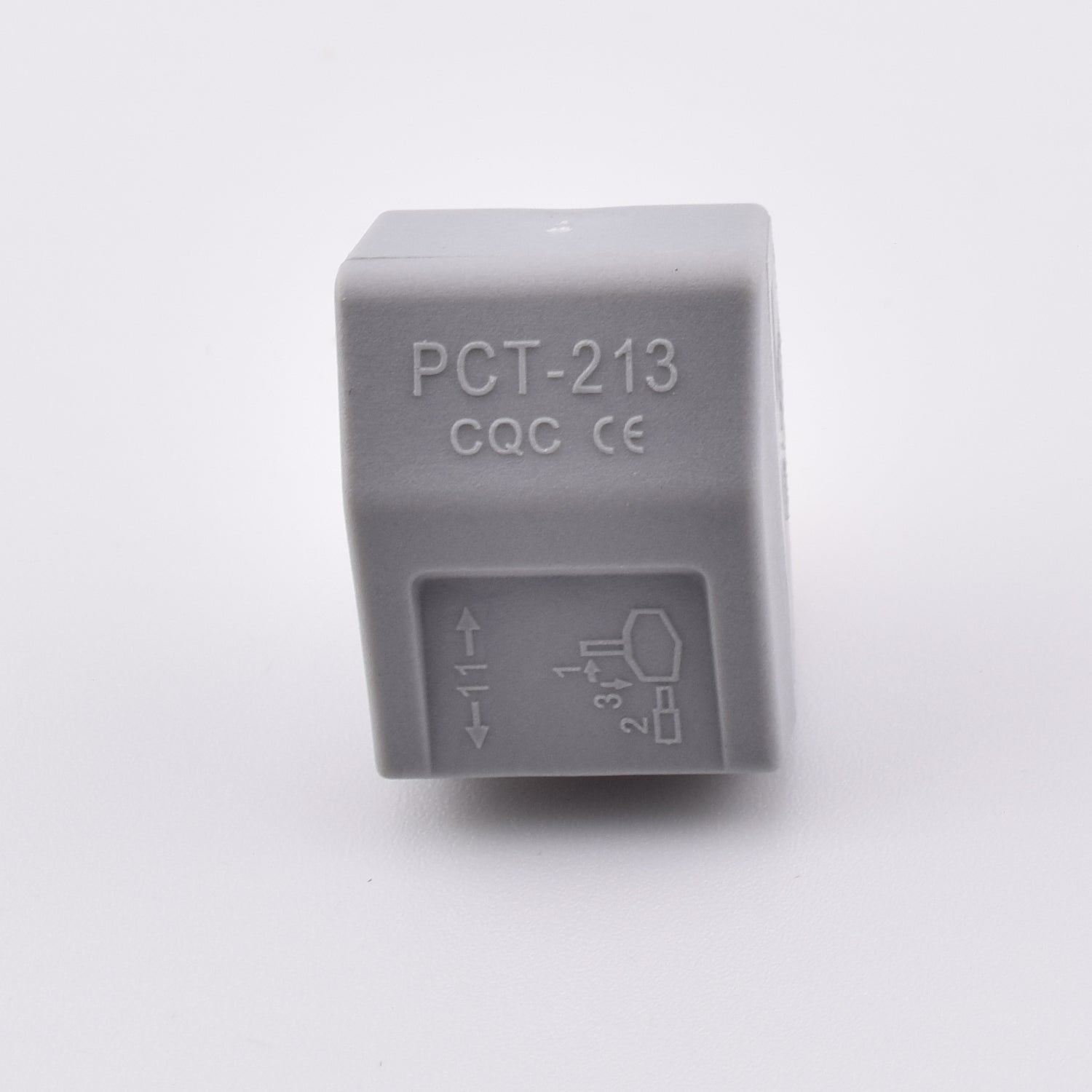 vue de dessous du PCT‑213 de type Wago 222‑413 3 pôles- 32A