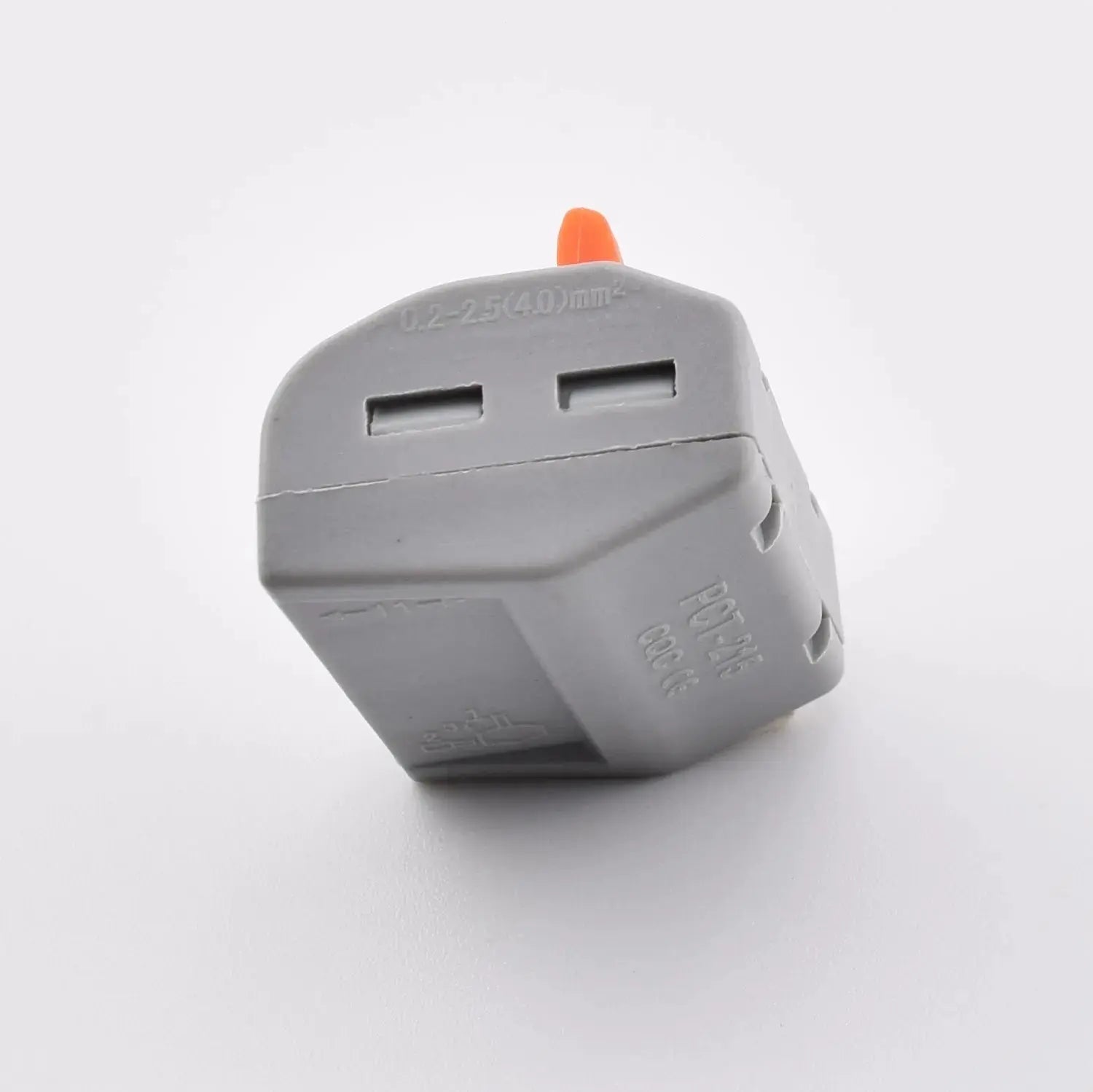 Vue de coté des connecteurs PCT-215, solution inspirée des bornes WAGO 222