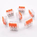 Borne PCT-413 vue sous différants angles, alternative à Wago 221-413